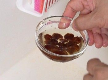 step8: 桂圓洗淨浸軟