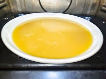 step12: 上汽後放入，85℃蒸14分鐘，靜置10分鐘。
如用鑊蒸，水滾放入，轉中火蒸8分鐘(蓋不要冚實，斜蓋留小許隙縫讓水蒸汽排出)