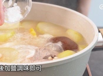 step12: 最後加鹽調味即可
Finally, season with a pinch of salt to taste.
