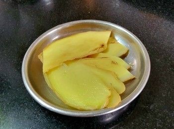 step1: 薑片