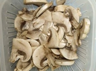 step4: 蘑菇切片