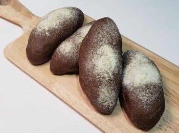 step1: 材料全部混合（牛油除外）
麵團靜置30分鐘
麵團成團後 加入牛油
第一次發酵 約1小時