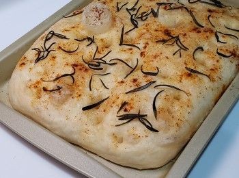 step1: 麵團：
材料全部混合
麵團靜置30分鐘
提拉麵團2次（中間相隔30分鐘）