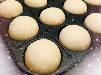 step9: 預熱5分鐘（170°），放下層，焗約15-18分鐘（至表面金黃）