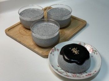 step1: 吉利丁片浸軟備用
黑芝麻醬跟糖混合
牛奶加入拌勻
加入已溶化吉利丁片拌勻
加入淡忌廉拌勻
