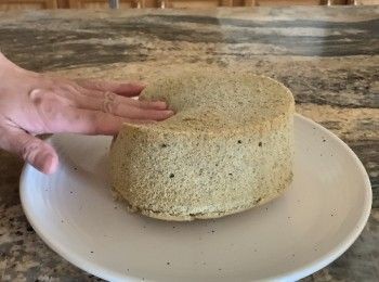 step1: 黑芝麻戚风蛋糕 6寸