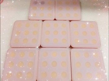 step15: 1. 放涼，然後放進雪櫃冷藏1小時（可先將流心奶黃餡加入唧袋，封口） 2. 將已凝固的流心奶黃餡分成一份份（32／16粒@3／6 g；用唧袋加入矽膠球形流心餡模具），放進冰格冷凍1晚