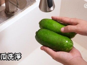 step3: 節瓜洗淨