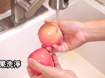 step1: 蘋果洗淨