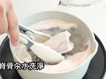 step12: 排骨頭汆水洗淨
