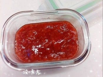 step9: 1. 完成後，盛出，待涼，放進雪櫃冷藏至少5小時（冷藏後，果醬會比較濃稠一點）