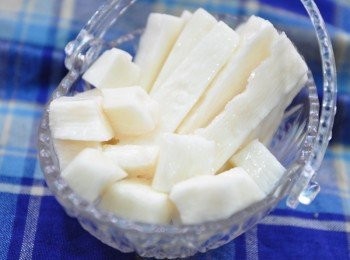 step4: 冰鎮約10分鐘後取出擺入器皿中