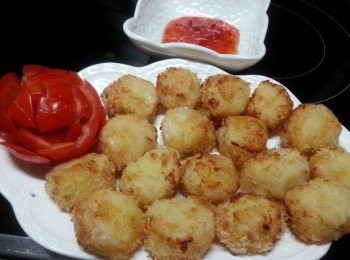 step8: 再配甜雞醬或茄汁進食即可