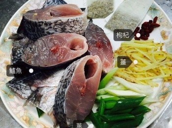 step1: 把需要用到的<span class="group_1">食材</span>都先準備好 (才不會手忙腳亂)