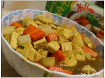 step6: 盛碗上桌前再灑份蔥末即可