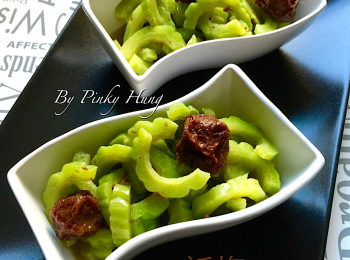 step2: 食譜及圖片選文 By Pinky Hung 粉熊貓的幸福廚房製作 
pinkpandahappykitchen.blogspot.nl
https://www.facebook.com/pages/Pinky-Hung-粉熊貓的幸福廚房/264264563726079