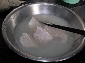 step4: 將(4)氽水。