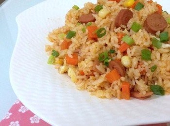 step6: 上碟後灑上少許蔥花作裝飾後即可食用。
