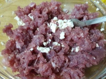 step4: 加入絞肉拌勻