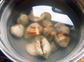 step4: 花甲洗淨備用