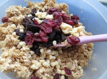 step3: 拌勻後再加入雜莓拌勻