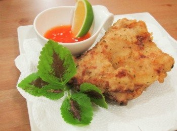 step11: 用廚房紙巾襯底（順便吸掉多餘油份）