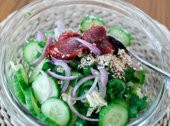 step2: 將青瓜，所有材料和調味料拌勻即成～