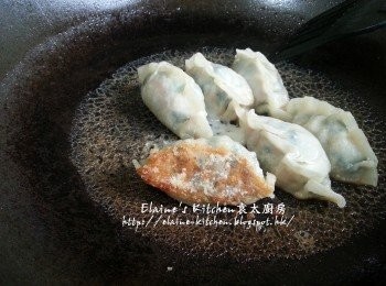 step9: 煮至收乾水份及金黃色即可