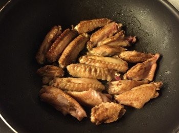 step2: 大火下油, 煎至金黃