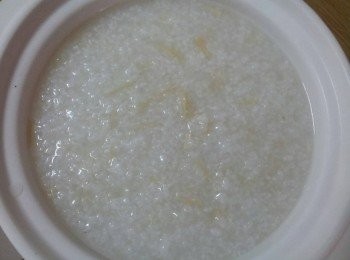 step4: 煮滾後轉中小火把白米煮至綿密狀態