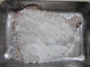 step3: 將辣椒.香菜.蒜頭切末與魚露.糖.檸檬汁.花椒混合即是<span class="group_2">椒麻醬汁</span>