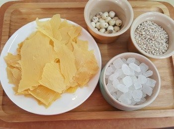 step2: 準備好所有材料。