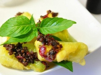 step6: 擺上親手栽種的9層塔裝飾就可以開動享用囉~