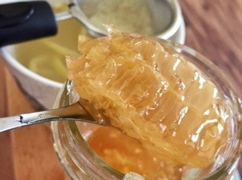 step3: 輕輕攪拌至蜜糖溶解便成, 可按口味再加蜜糖或檸檬汁