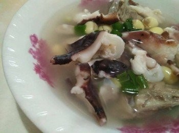 step4: 若快熟透後，即可放入蓮子和少許的塩，