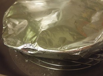 step7: 用錫紙封口隔水蒸十分鐘。
