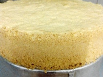 step7: 海綿蛋糕 食譜 http://cook1cook.com/recipe/12074