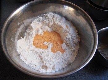 step8: 將皮料全部放埋一齊