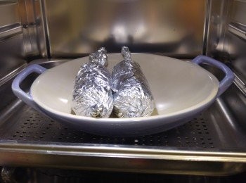 step5: 蒸爐或明火蒸半小時。