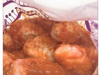 step2: 將糖，米酒加入南乳醬攪勻