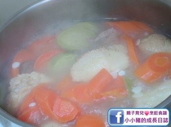 step7: 之後轉慢火加蓋煲多1.5小時~