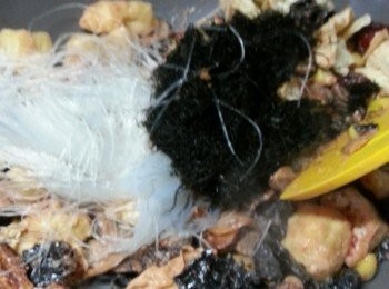 step12: 再加入髮菜,粉絲兜勻