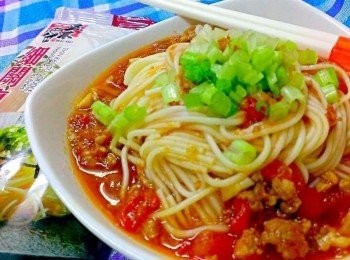 step7: 裝盤灑上芹菜珠就OK囉~上桌^^