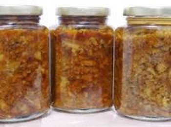 step4: 完成方便安全衛生不添加任何化學物質的五花肉肉醬，裝瓶保存。