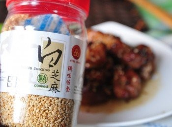 step4: 起鍋後，灑些白芝麻