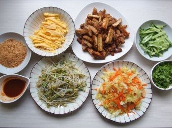 step10: 所有的素材均已完成，準備包潤餅了。