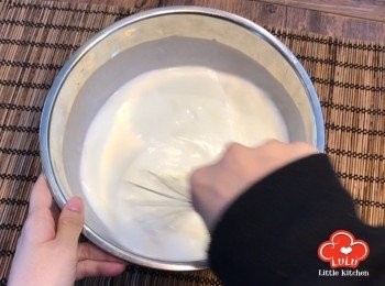 step4: 將蛋白及牛奶均勻混合