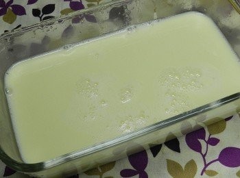 step5: 放涼後入冰箱冷鑶2~3小時，軟綿綿的豆花就完成囉！