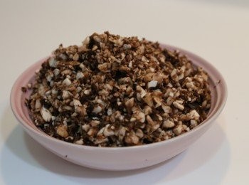 step2: 加入磨菇炒香