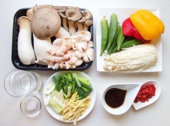 step1: 準備所有<span class="group_1">食材</span>。